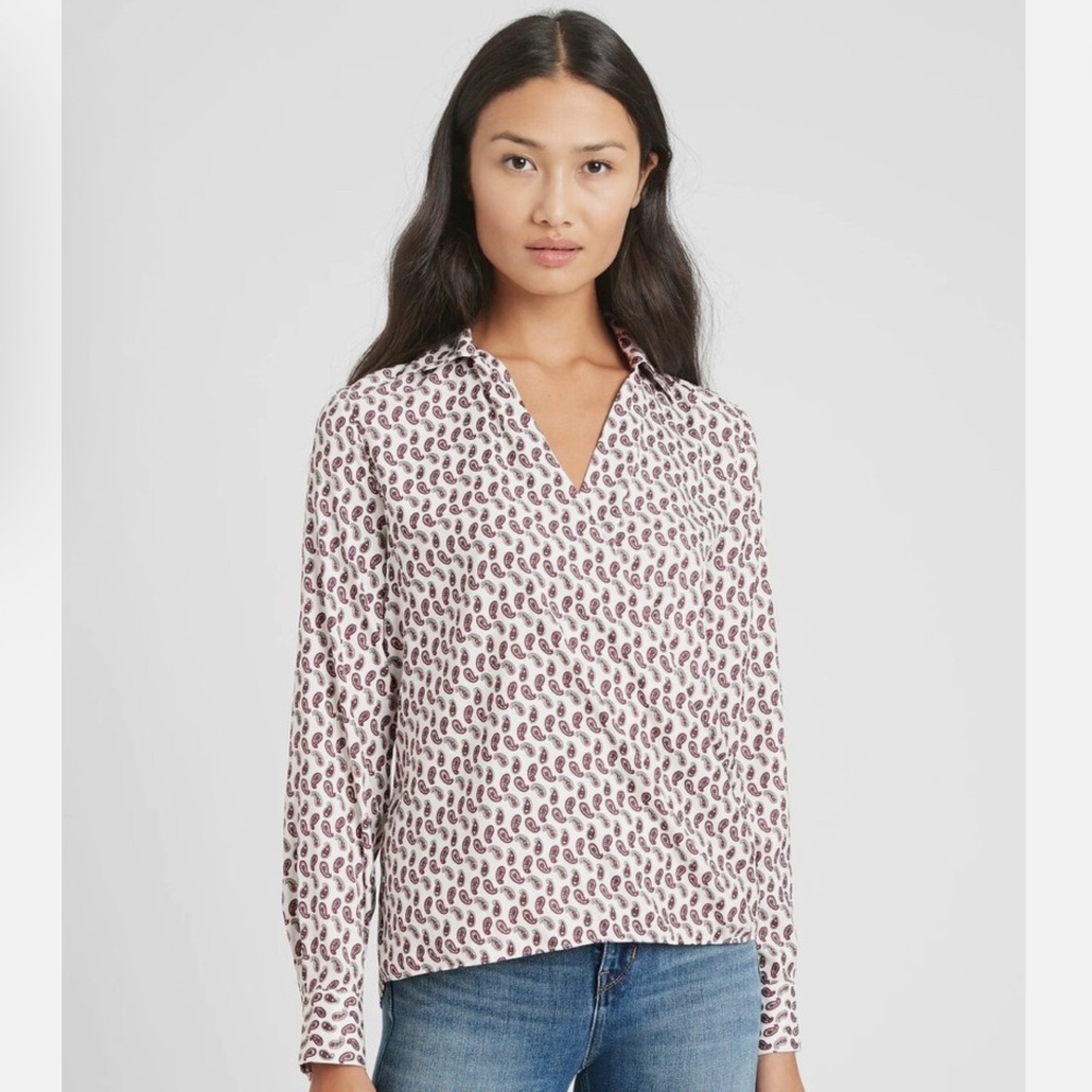 Banana Republic Women's Blouse -Paisley Pattern